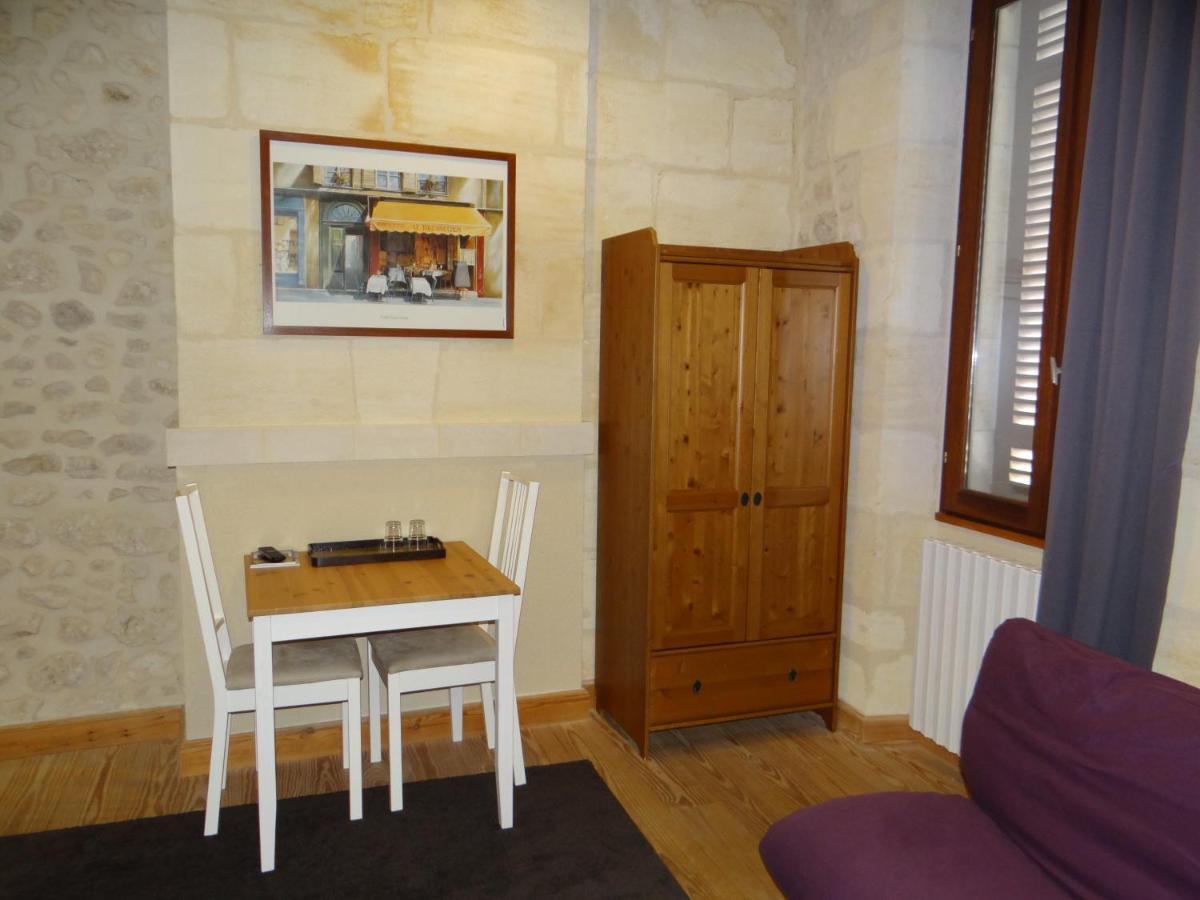 Au Coeur Des Vignobles Bed and Breakfast Saint-Estèphe Εξωτερικό φωτογραφία